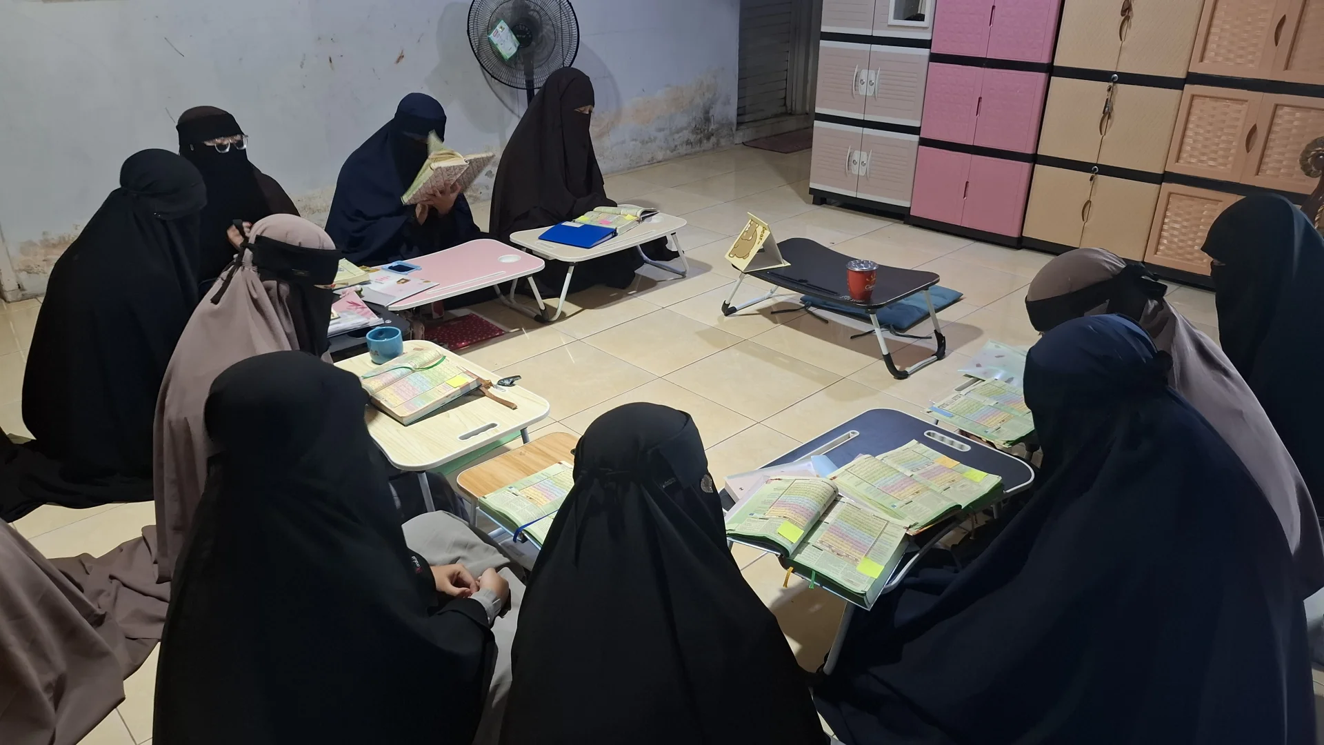 Aktivitas Halaqoh Wisma Tahfizh UMA